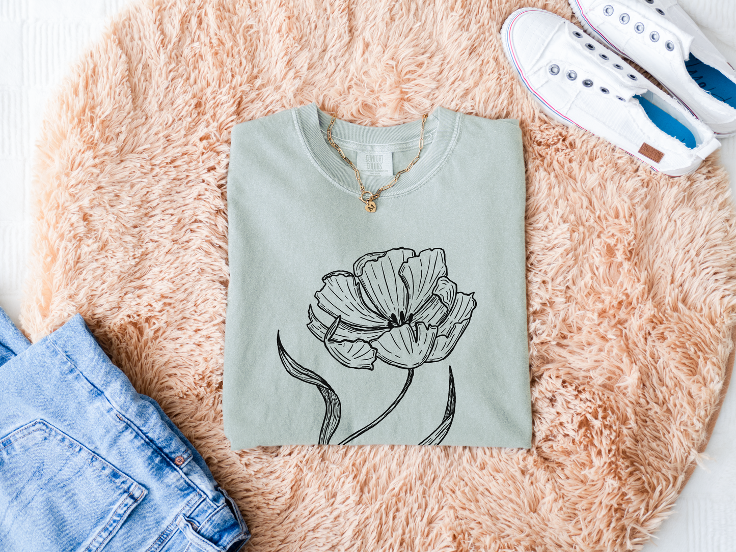 Tulip Unisex T-shirt
